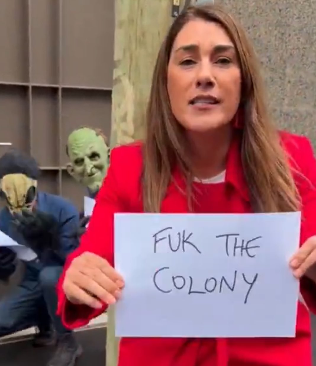 G4kTEp7asAAW tU.jpeg